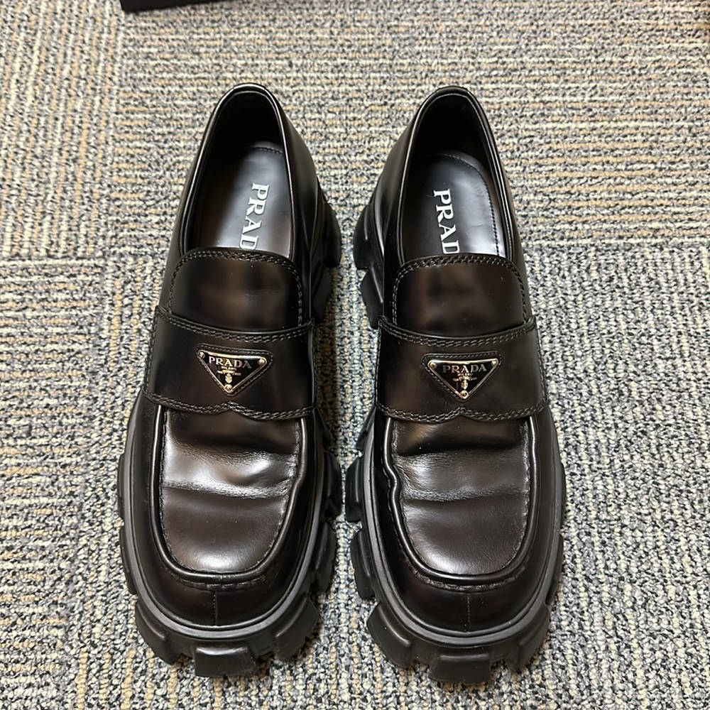Prada Monolith brushed leather loafers - Picture 2 of 8